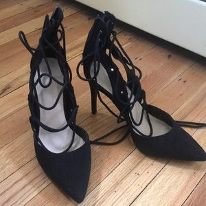 NWOT Black lace up pumps never worn